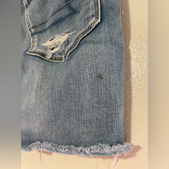 American Eagle Distressed Jean Skirt - Picture 4 of 6
